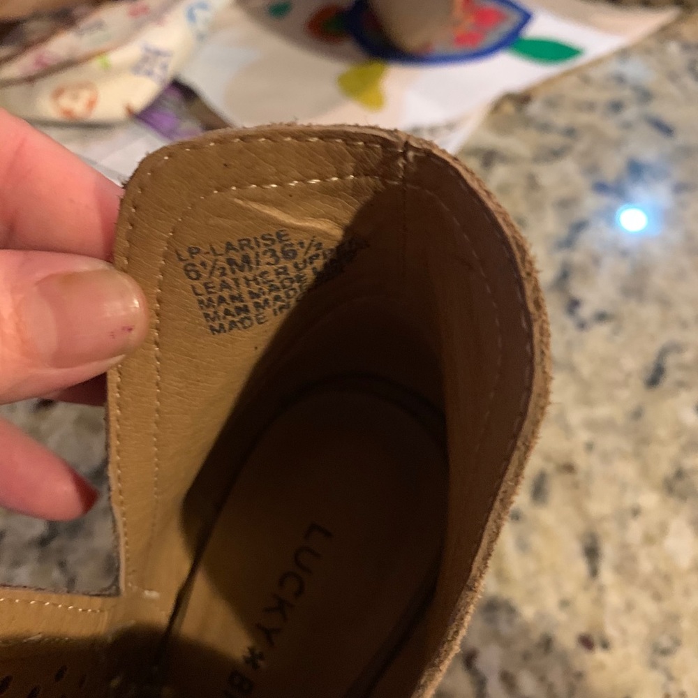 Lucky Brand - Picture 4 of 4